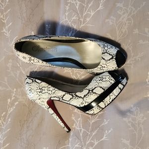 Black & white snake skin heels